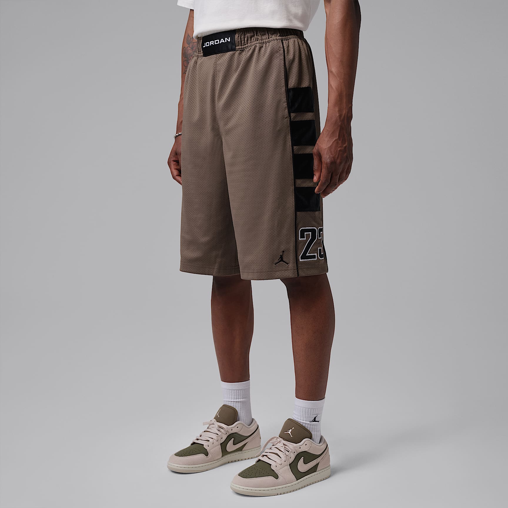 プジョー Jordan Brooklyn Cat Scratch File Erkek Şortu. Nike TR